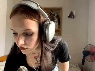 Stripchat Live Sex Cam of SeemaSpicer