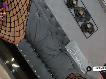 Stripchat Free Porn Cam of eva_cuper
