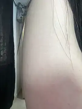Stripchat Live Sex Cam of Briana_Hottt