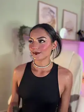 Stripchat Nude Webcam of isabella-rouse