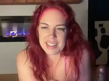 Stripchat Sex Cam of amberluxxe