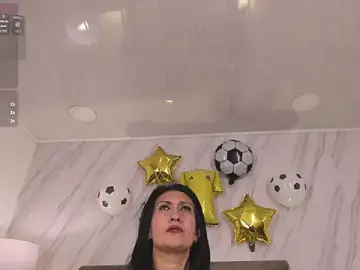 Stripchat Free Porn Cam of IvanaRusso