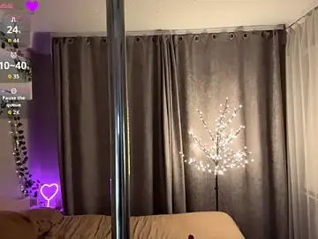 Stripchat Free Live Porn of Marry_Sornatiko