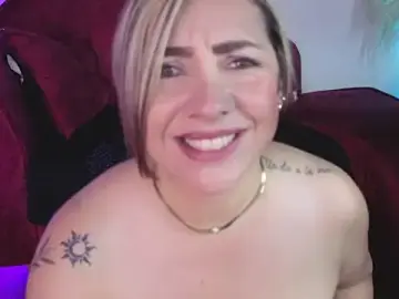 Stripchat Sex Chat of Isabella_lt