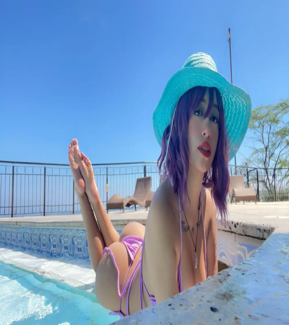 Hot_sophie_