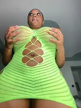 Stripchat Best Webcam of EliteSoraya
