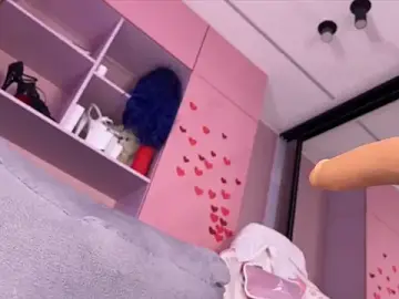 Stripchat Free Porn Cam of Crystallana