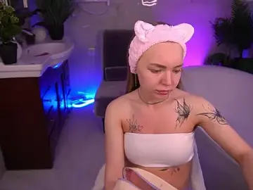 Stripchat Live Porn of EmilySunshineS