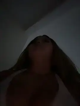 Stripchat Live Sex of lunablossom_