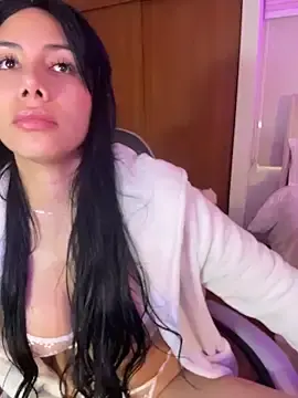 Stripchat Live Sex Cam of ArianaReynoldss