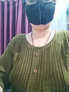 Stripchat Private Sex Chat of Aishwaryaa_69