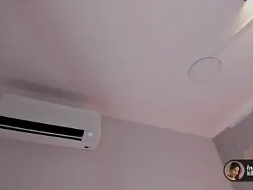 Stripchat Watch Live Sex Cams of Hillary_Collins1
