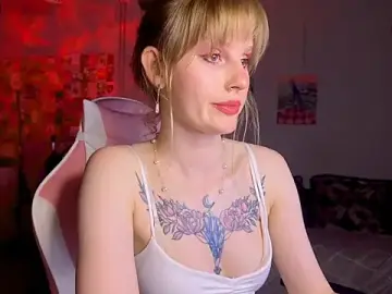 Stripchat Free Live Porn of Lunaacyy