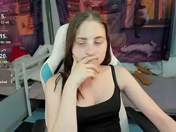 Stripchat Live Sex Cam of KiraDuvall