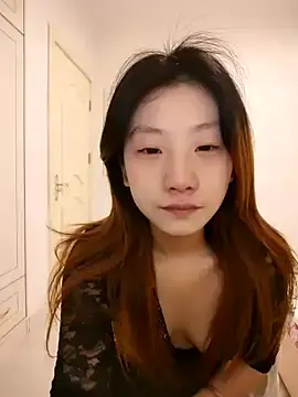Stripchat Free Live Porn of YoYo_3693