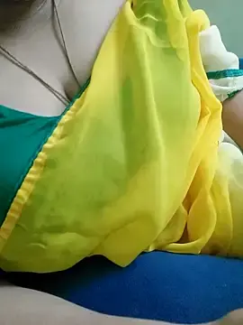 Stripchat Adult Webcam of Tamillakshmi27