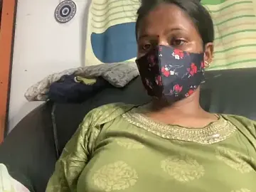 Stripchat Live Sex Cam of Tamil_Sajitha