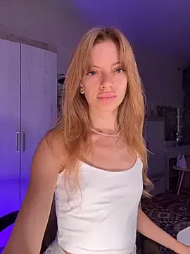 Stripchat Nude Webcam of mari__papi
