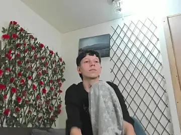 Stripchat Best live sex cam show of LiamBrown09