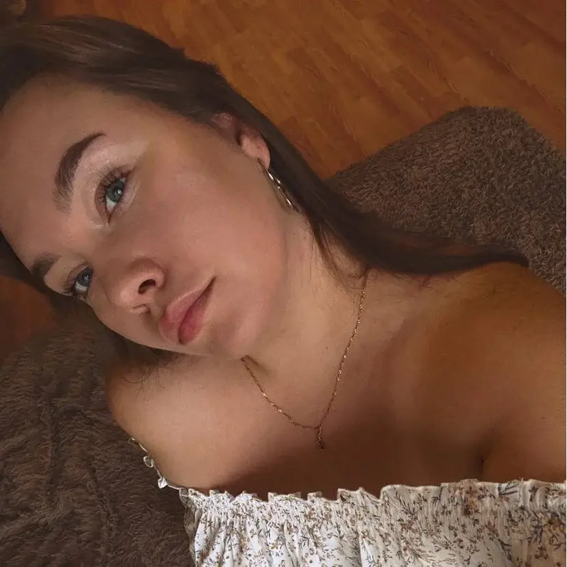 Aura_boobss