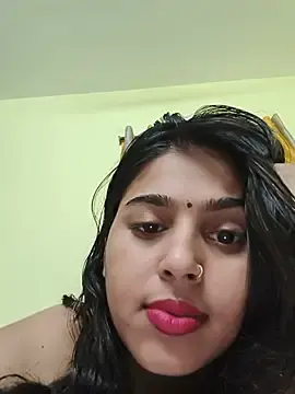Stripchat Free Live Porn of Cute-Simmi69