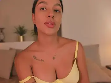 Stripchat Adult Webcam of xiomara_cortes