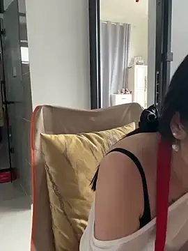 Stripchat Adult Webcam of aniani11