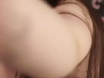 Stripchat Live Sex Cam of AmiLewis