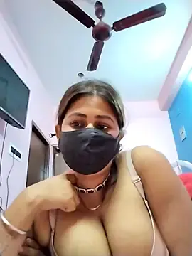 Stripchat Free Porn Cam of sreyashidas505