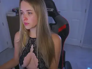 Stripchat Live Porn of DanikaDillan