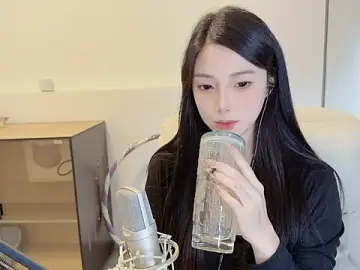 Stripchat Live Sex of holo_love