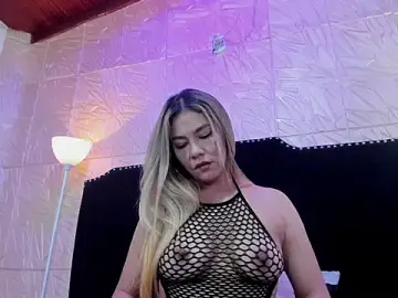Stripchat Live Sex Cam of JennyRouse01