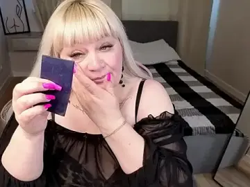 Stripchat Sex Cam of Vera_Ross