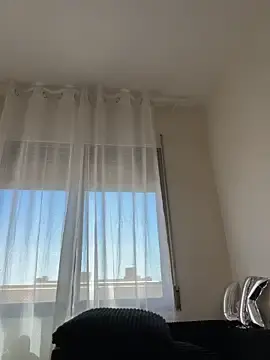 Stripchat Free Porn Cam of Adriennesexxx