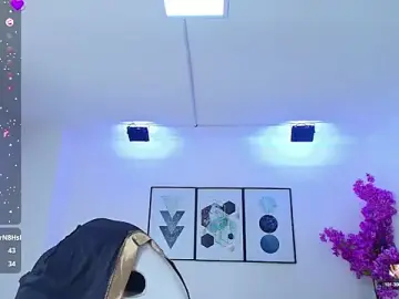 Stripchat Sex Cam of Tamara_slimx