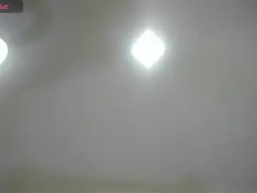 Stripchat Live Sex Cam of Lele_669