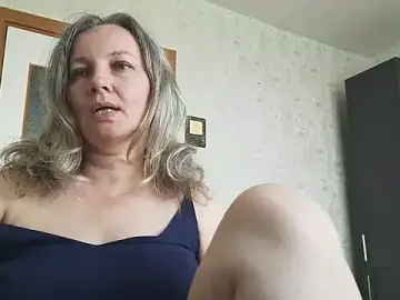 Stripchat Free Live Porn of EdithManning