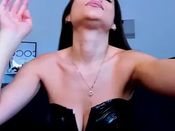 Stripchat Free Porn Cam of KellySmitS
