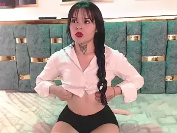 Stripchat Nude Webcam of _chloe_hills