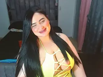 Stripchat Free Porn Cam of PaolaBoobs29