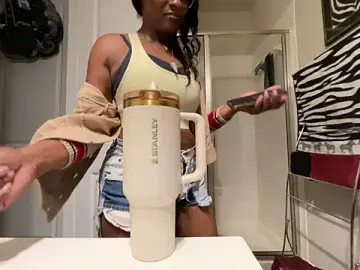 Stripchat Free Live Porn of wynterheat