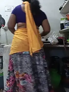 Stripchat Adult Video Chat of MaaliiiPonuTamil