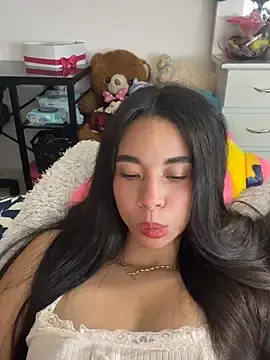 Stripchat Best live sex cam show of Milleradhara24