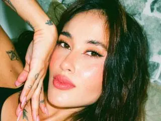 Xlovecam Free Live Porn of HarleyRoods