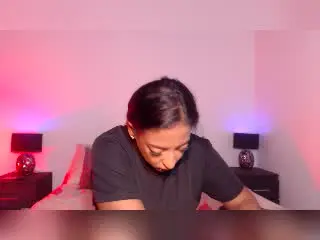 Xlovecam Watch Live Sex Cams of SexyAngielly