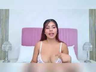 Xlovecam Sex Cam of AlyssaGreen