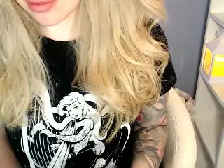 Xlovecam Sex Chat of JulietFame