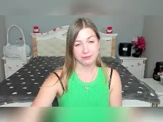 Xlovecam Adult Video Chat of LoriEla