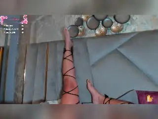 Xlovecam Free Porn Cam of KimDevinne