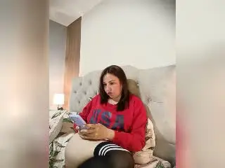 Xlovecam Live Sex Cam of AdelaShery